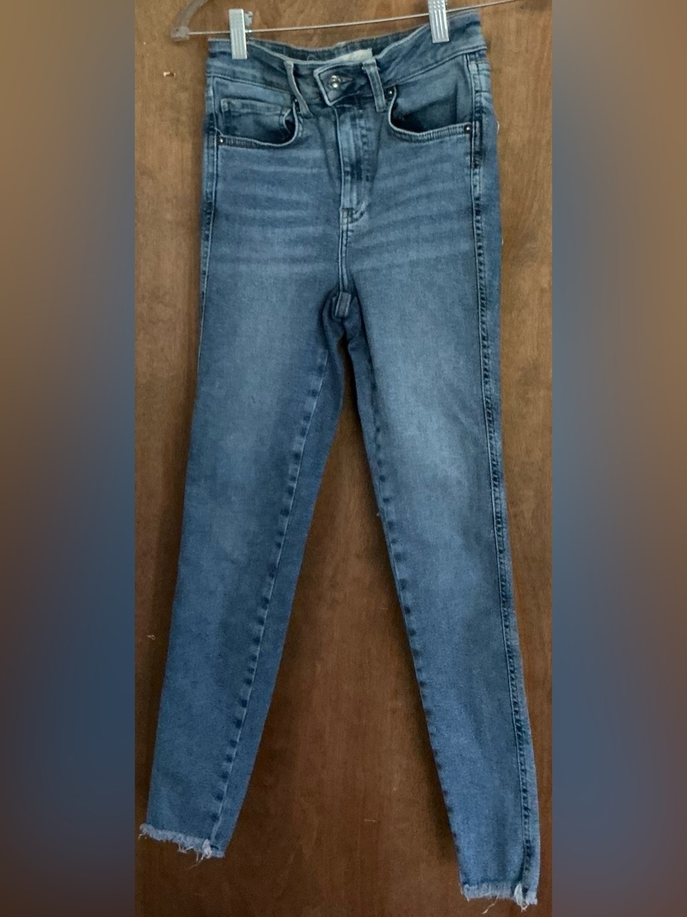 Free People "We The Free" Light Wash Ankle Skinny Denim Jeans 26 Raw Hem Boho
